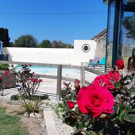 Maison Confortable A Avec Piscine Privee Holiday home *