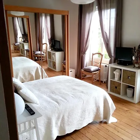 Maison Confortable A Avec Piscine Privee Feriehus