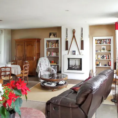 Maison Confortable A Avec Piscine Privee