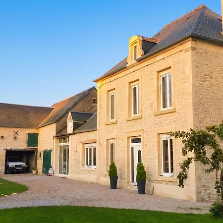 Prázdninový dům Maison Confortable A Avec Piscine Privee Saint-Germain-du-Pert