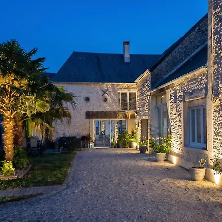 Prázdninový dům Maison Confortable A Avec Piscine Privee Saint-Germain-du-Pert
