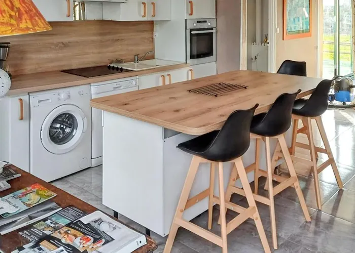 Maison Confortable A Avec Piscine Privee Semesterbostad